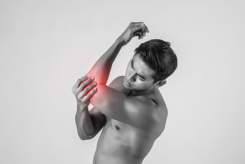Shoulder and Elbow Pain After Bench Press: Is It Form, Overload or an Injury?
